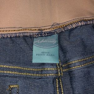 Old Navy Shorts - New!!! Old navy maternity shorts Old Navy Shorts - New!!! Old navy maternity shorts